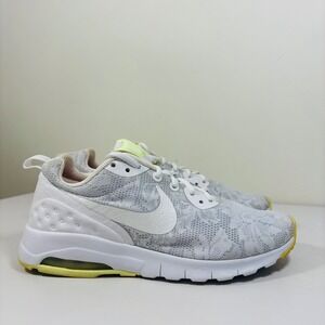 Nike Air Max Motion White Floral Yellow Running Shoes Sneakers Sz 7 902853-100